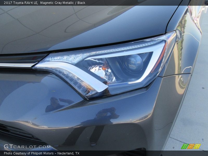 Magnetic Gray Metallic / Black 2017 Toyota RAV4 LE