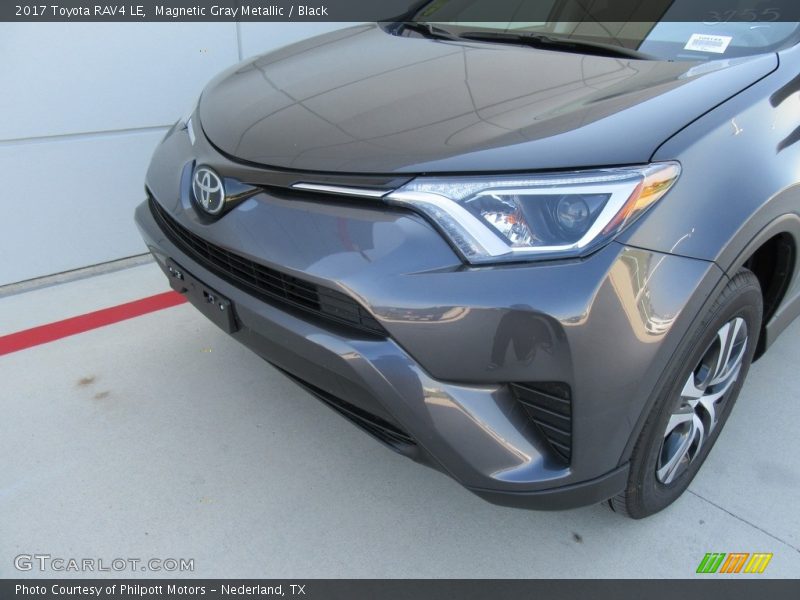Magnetic Gray Metallic / Black 2017 Toyota RAV4 LE