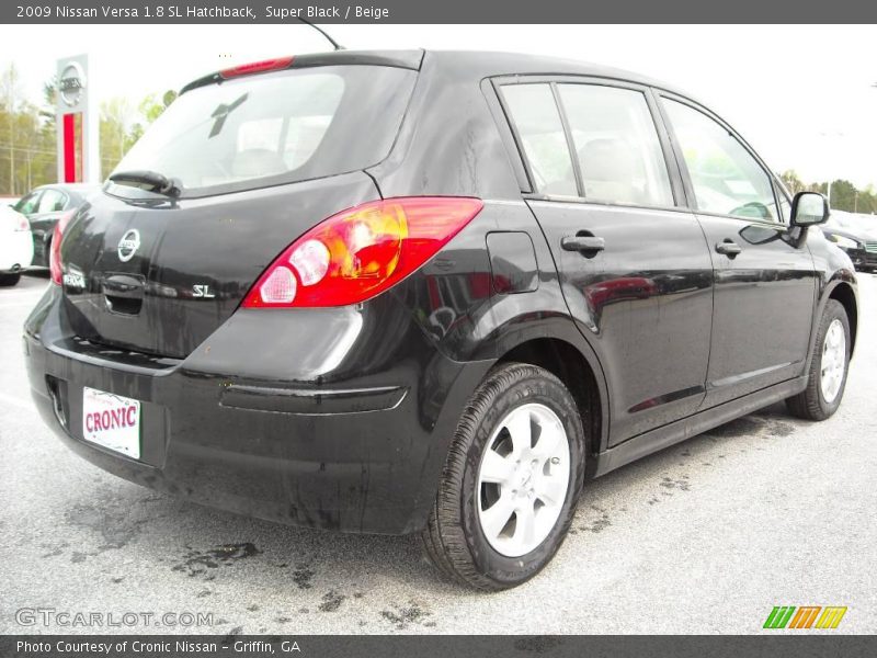 Super Black / Beige 2009 Nissan Versa 1.8 SL Hatchback