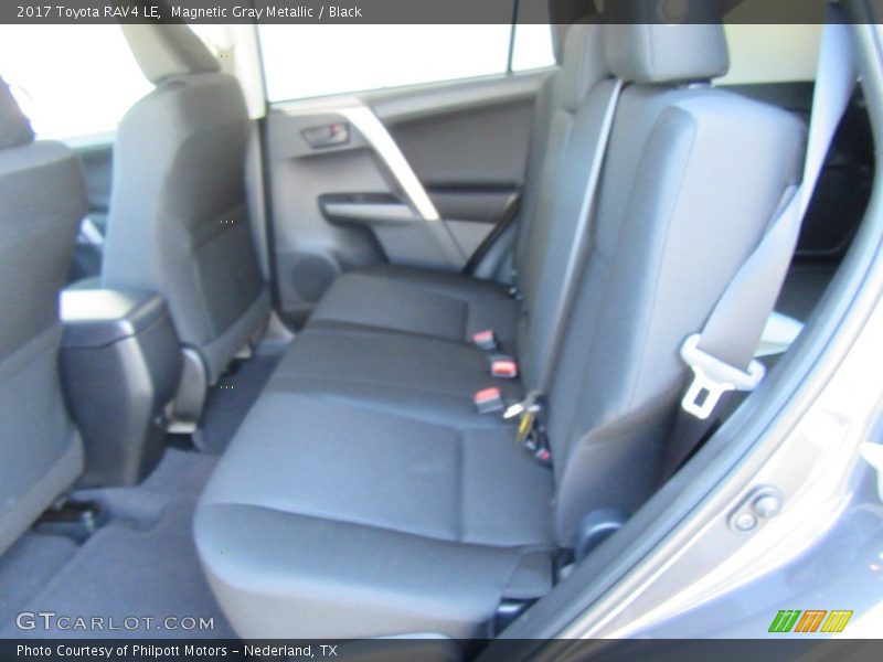 Magnetic Gray Metallic / Black 2017 Toyota RAV4 LE