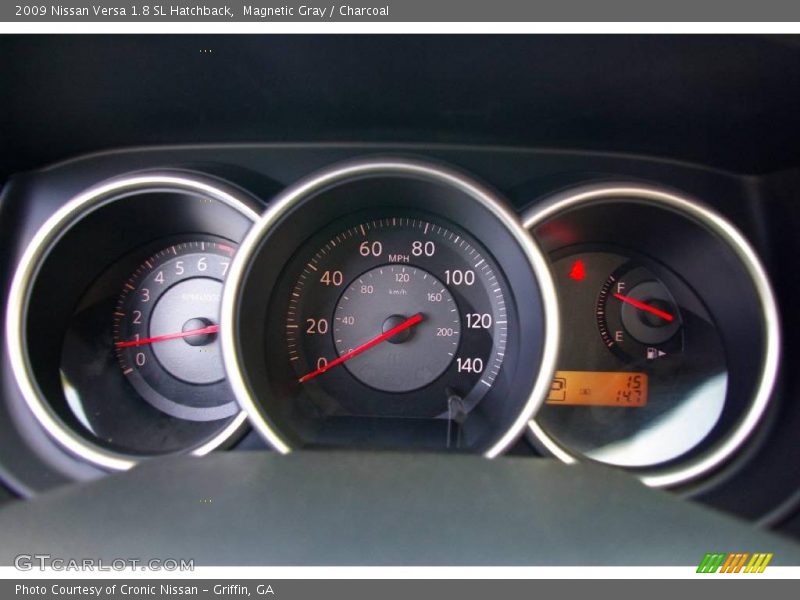 Magnetic Gray / Charcoal 2009 Nissan Versa 1.8 SL Hatchback