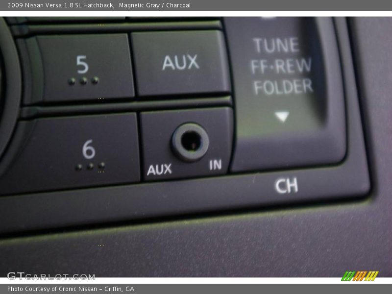 Magnetic Gray / Charcoal 2009 Nissan Versa 1.8 SL Hatchback