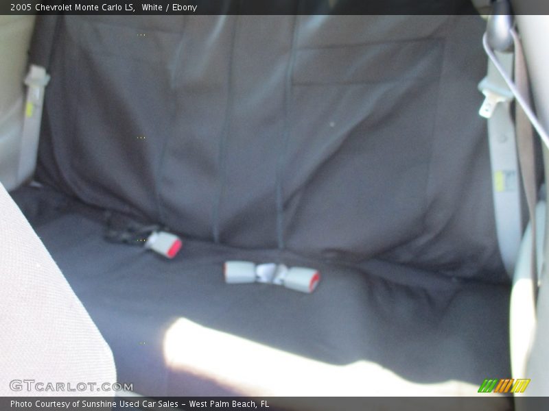 White / Ebony 2005 Chevrolet Monte Carlo LS
