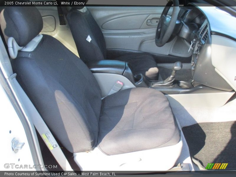 White / Ebony 2005 Chevrolet Monte Carlo LS