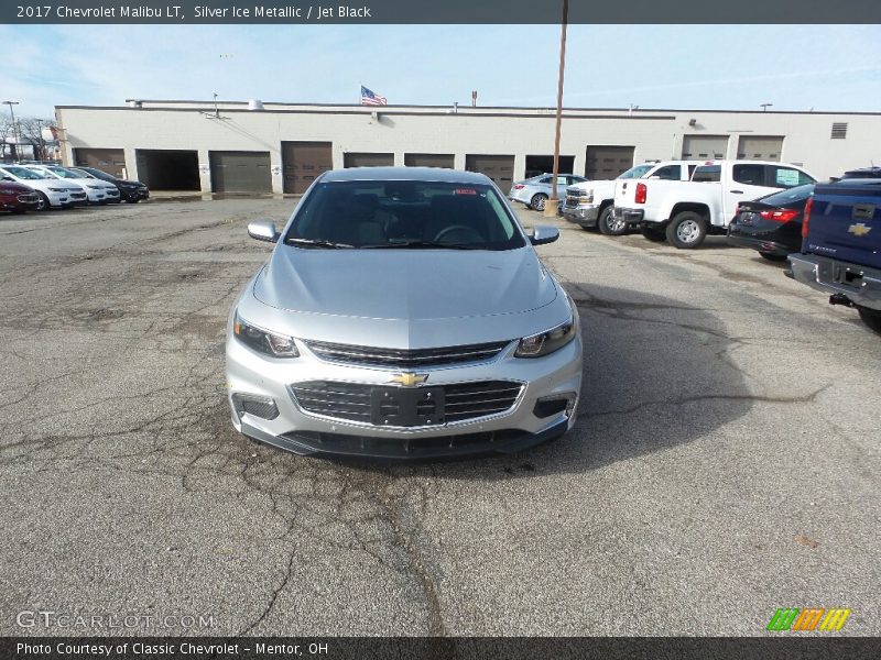 Silver Ice Metallic / Jet Black 2017 Chevrolet Malibu LT