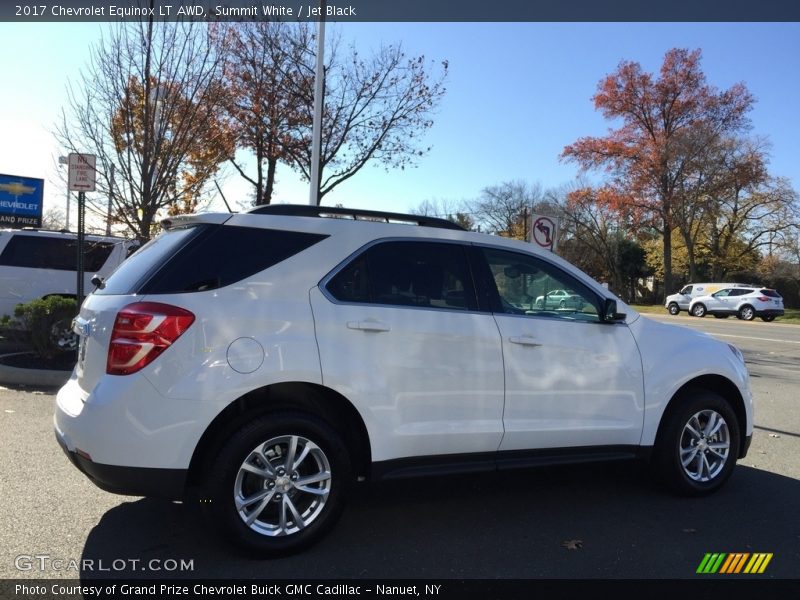 Summit White / Jet Black 2017 Chevrolet Equinox LT AWD