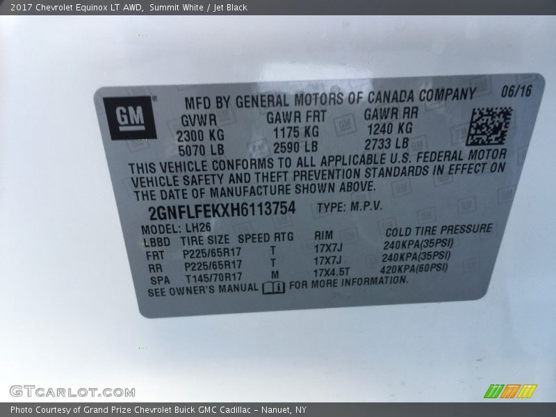 Summit White / Jet Black 2017 Chevrolet Equinox LT AWD