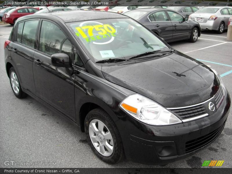 Super Black / Charcoal 2009 Nissan Versa 1.8 SL Hatchback