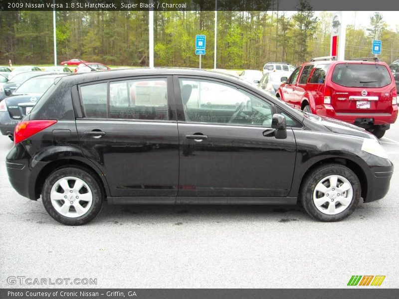 Super Black / Charcoal 2009 Nissan Versa 1.8 SL Hatchback