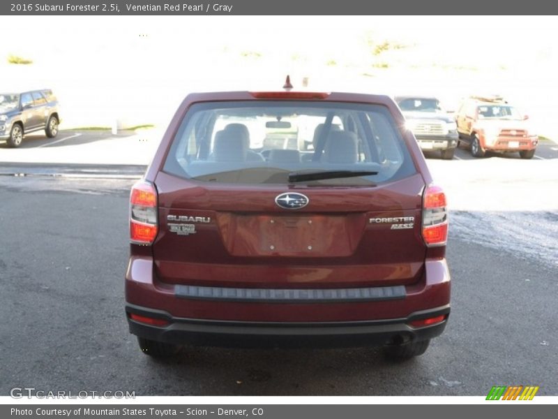 Venetian Red Pearl / Gray 2016 Subaru Forester 2.5i
