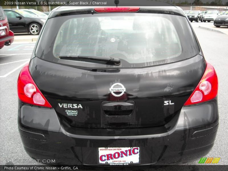 Super Black / Charcoal 2009 Nissan Versa 1.8 SL Hatchback