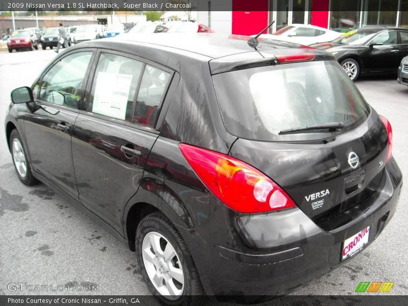 Super Black / Charcoal 2009 Nissan Versa 1.8 SL Hatchback