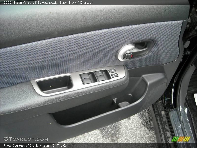 Super Black / Charcoal 2009 Nissan Versa 1.8 SL Hatchback