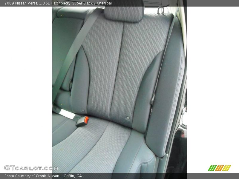 Super Black / Charcoal 2009 Nissan Versa 1.8 SL Hatchback