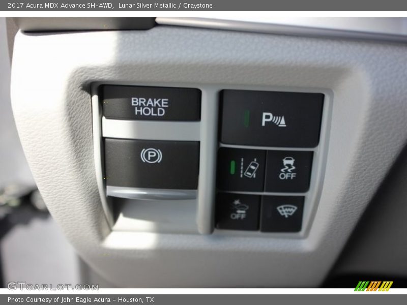 Controls of 2017 MDX Advance SH-AWD