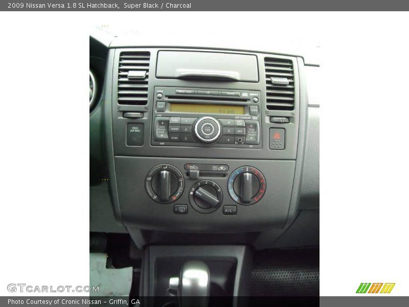 Super Black / Charcoal 2009 Nissan Versa 1.8 SL Hatchback