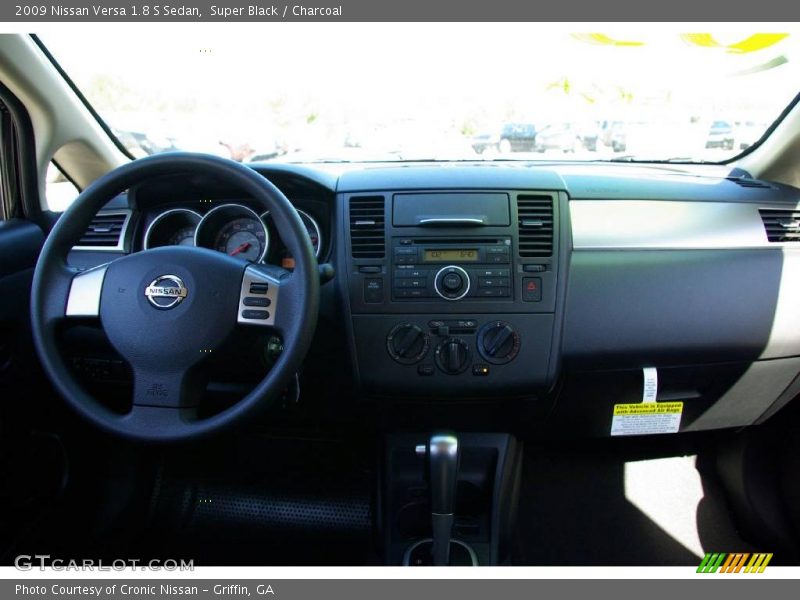 Super Black / Charcoal 2009 Nissan Versa 1.8 S Sedan