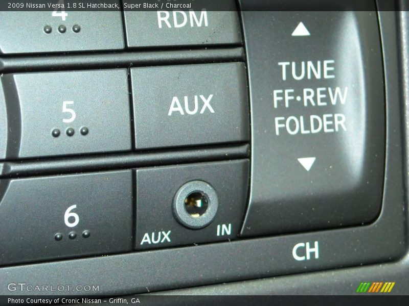 Super Black / Charcoal 2009 Nissan Versa 1.8 SL Hatchback