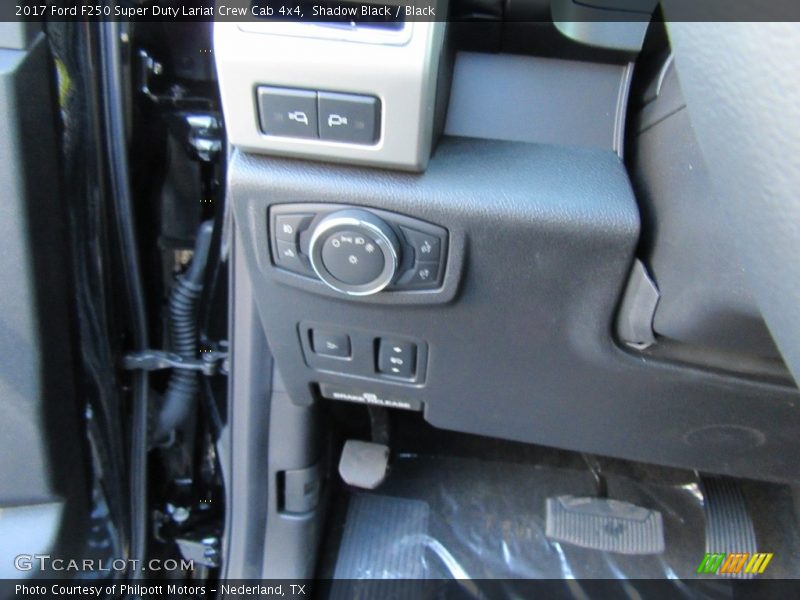 Controls of 2017 F250 Super Duty Lariat Crew Cab 4x4