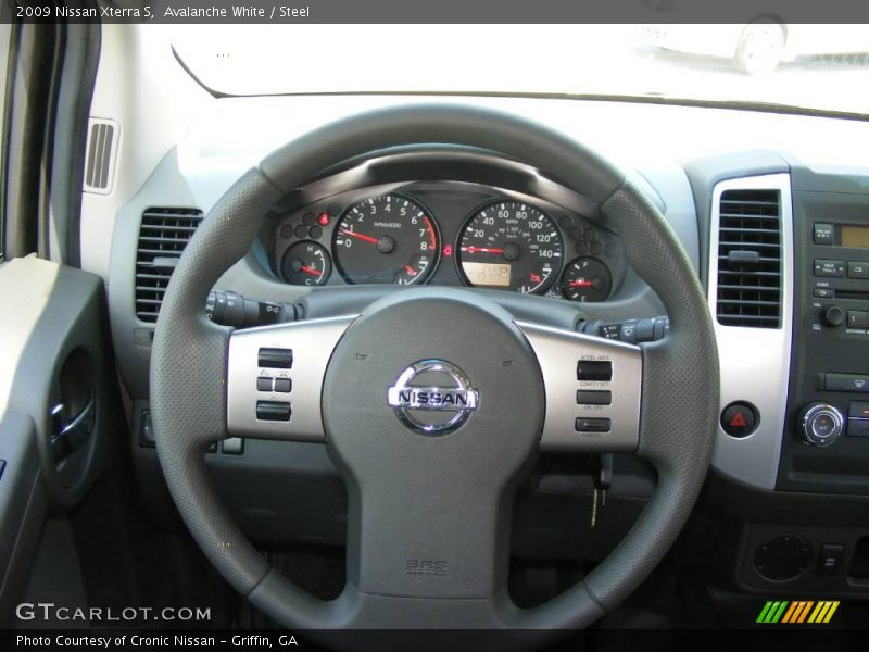 Avalanche White / Steel 2009 Nissan Xterra S