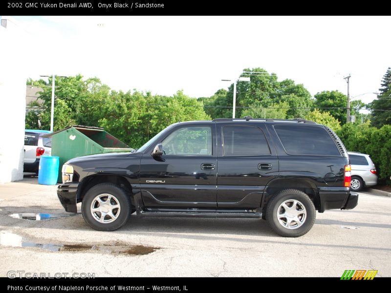 Onyx Black / Sandstone 2002 GMC Yukon Denali AWD