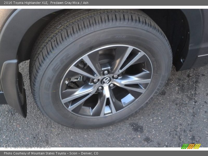 Predawn Gray Mica / Ash 2016 Toyota Highlander XLE