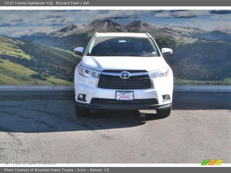 Blizzard Pearl / Ash 2016 Toyota Highlander XLE