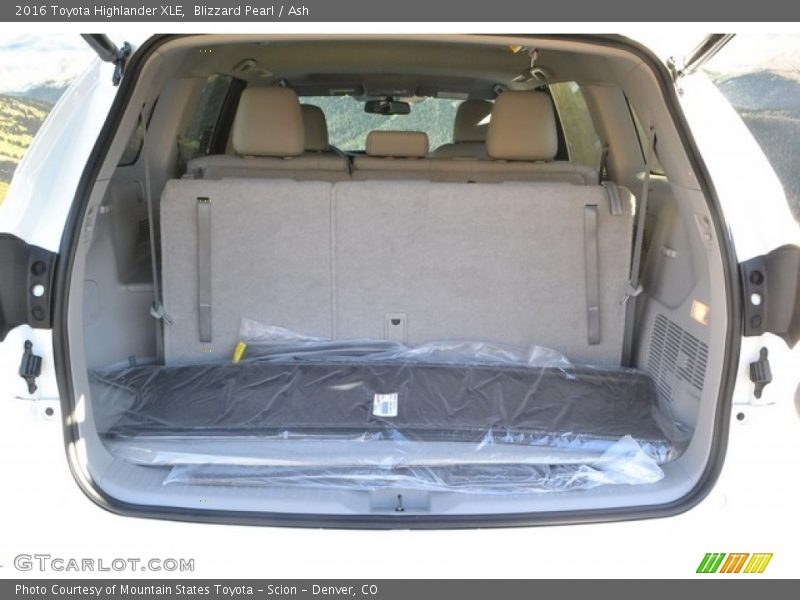Blizzard Pearl / Ash 2016 Toyota Highlander XLE