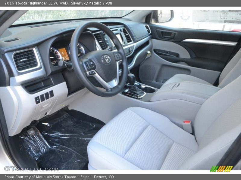 Silver Sky Metallic / Ash 2016 Toyota Highlander LE V6 AWD