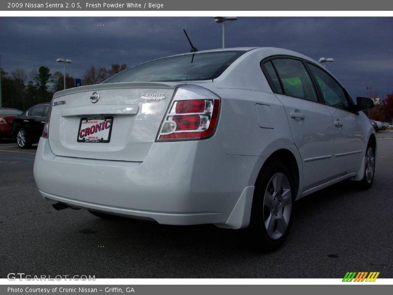 Fresh Powder White / Beige 2009 Nissan Sentra 2.0 S