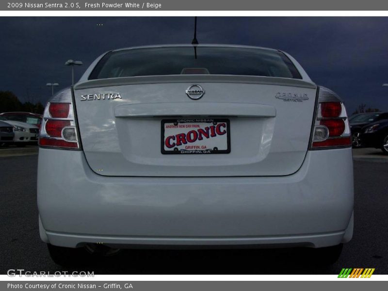Fresh Powder White / Beige 2009 Nissan Sentra 2.0 S