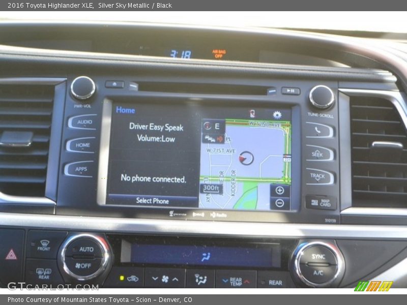Silver Sky Metallic / Black 2016 Toyota Highlander XLE