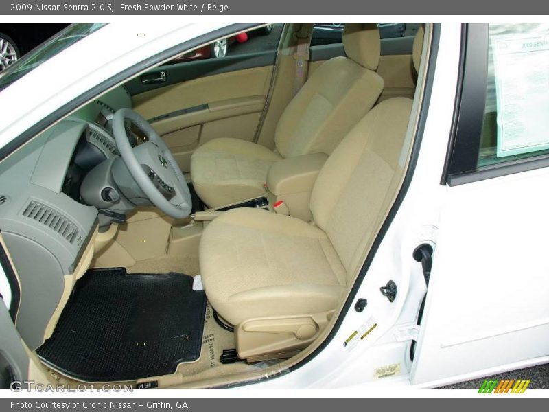 Fresh Powder White / Beige 2009 Nissan Sentra 2.0 S