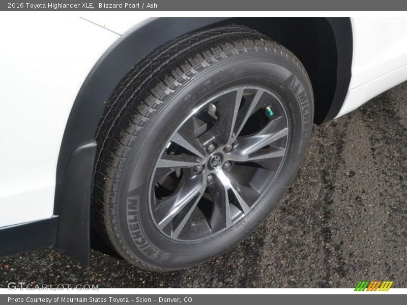 Blizzard Pearl / Ash 2016 Toyota Highlander XLE