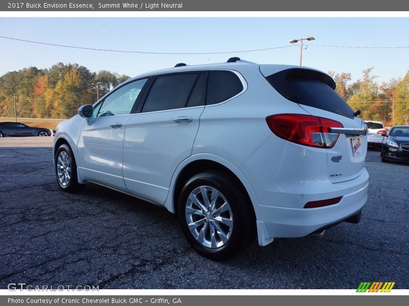 Summit White / Light Neutral 2017 Buick Envision Essence