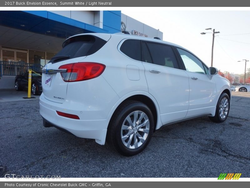 Summit White / Light Neutral 2017 Buick Envision Essence