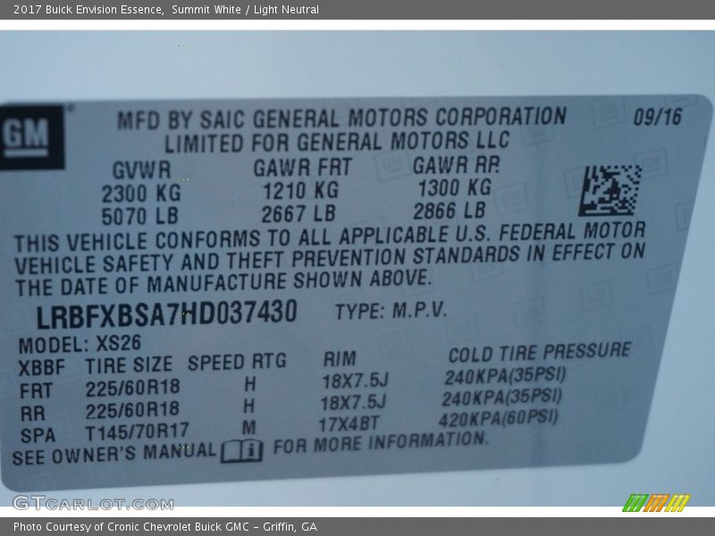 Summit White / Light Neutral 2017 Buick Envision Essence