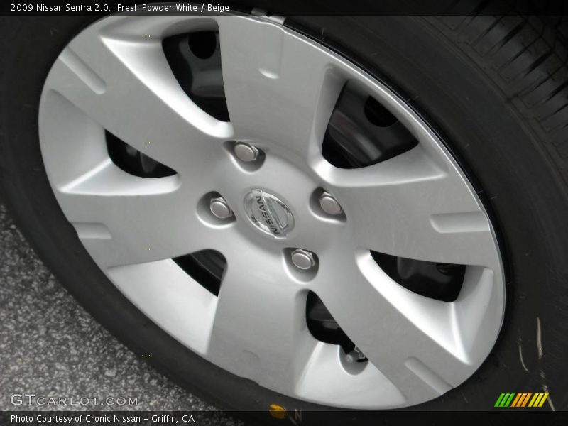Fresh Powder White / Beige 2009 Nissan Sentra 2.0