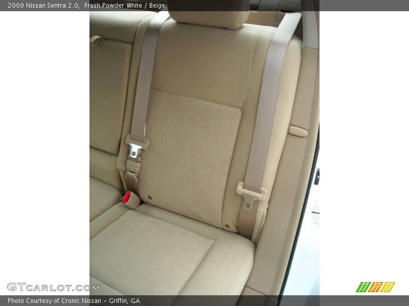 Fresh Powder White / Beige 2009 Nissan Sentra 2.0