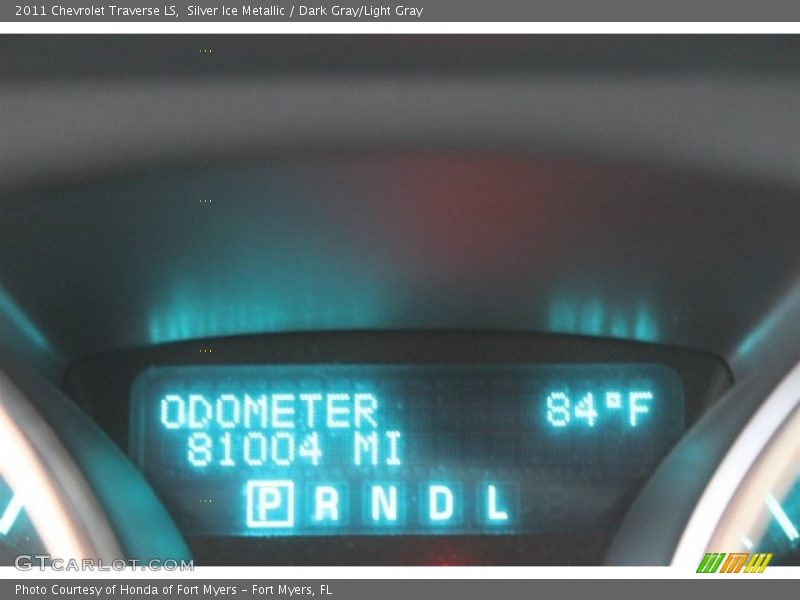 Silver Ice Metallic / Dark Gray/Light Gray 2011 Chevrolet Traverse LS