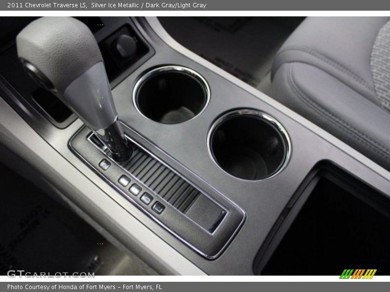 Silver Ice Metallic / Dark Gray/Light Gray 2011 Chevrolet Traverse LS