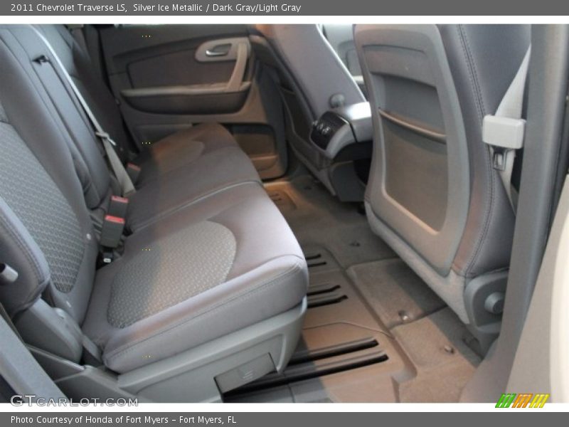 Silver Ice Metallic / Dark Gray/Light Gray 2011 Chevrolet Traverse LS