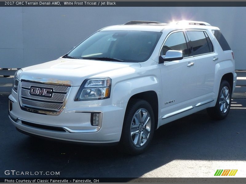 Front 3/4 View of 2017 Terrain Denali AWD