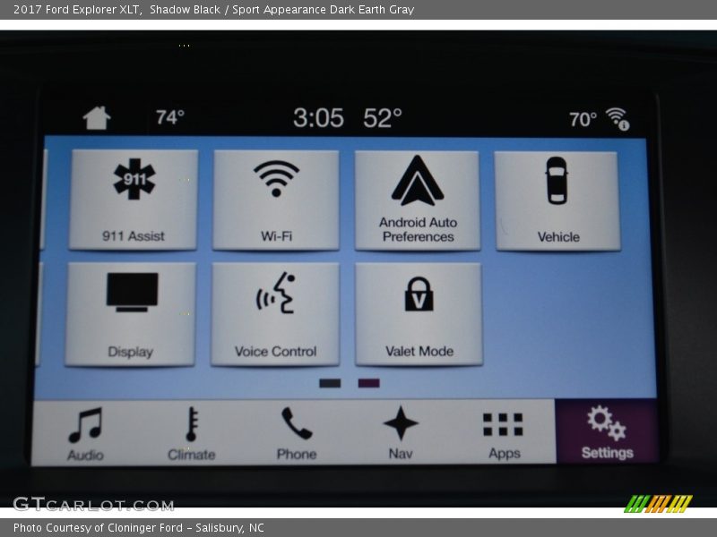 Shadow Black / Sport Appearance Dark Earth Gray 2017 Ford Explorer XLT