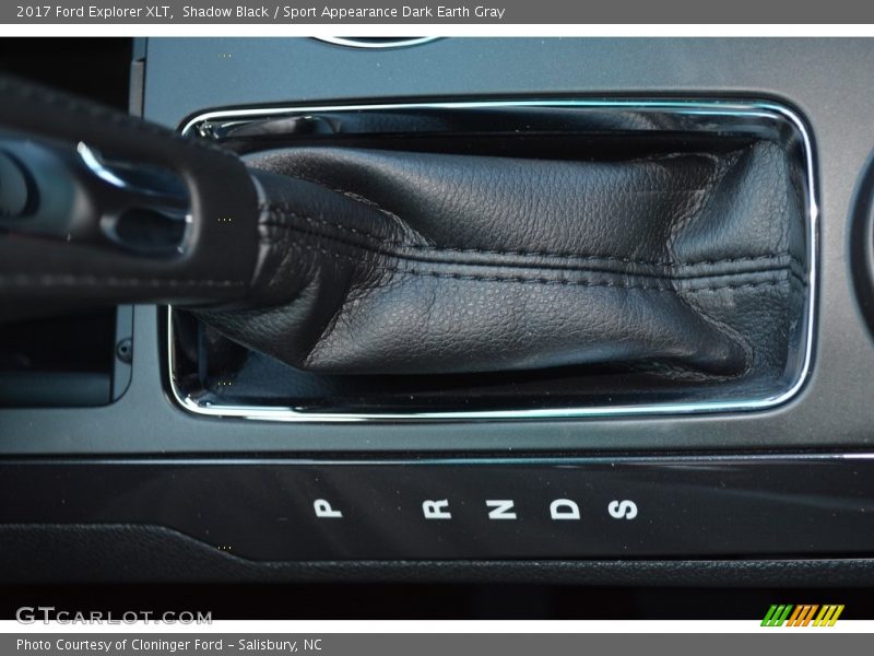 Shadow Black / Sport Appearance Dark Earth Gray 2017 Ford Explorer XLT