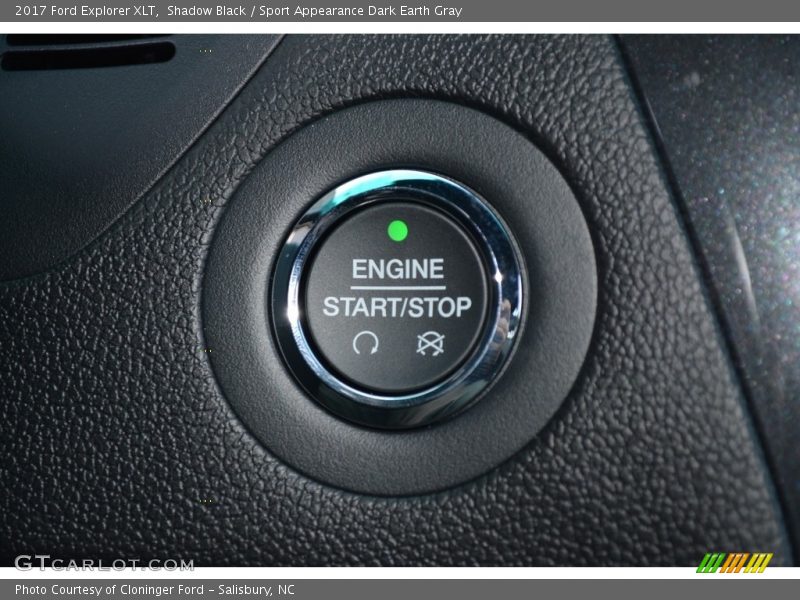 Shadow Black / Sport Appearance Dark Earth Gray 2017 Ford Explorer XLT