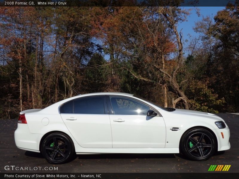 White Hot / Onyx 2008 Pontiac G8