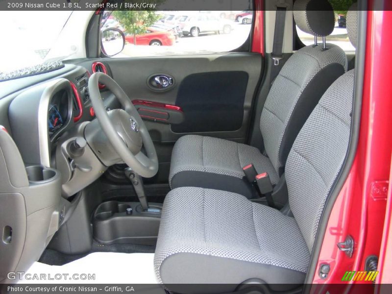 Scarlet Red / Black/Gray 2009 Nissan Cube 1.8 SL