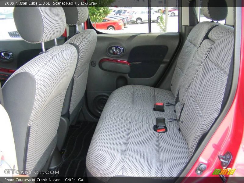 Scarlet Red / Black/Gray 2009 Nissan Cube 1.8 SL