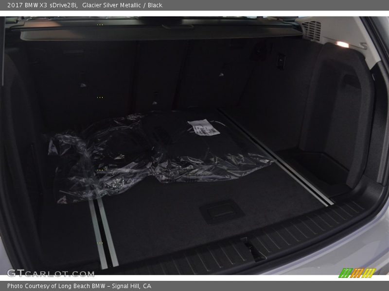 Glacier Silver Metallic / Black 2017 BMW X3 sDrive28i